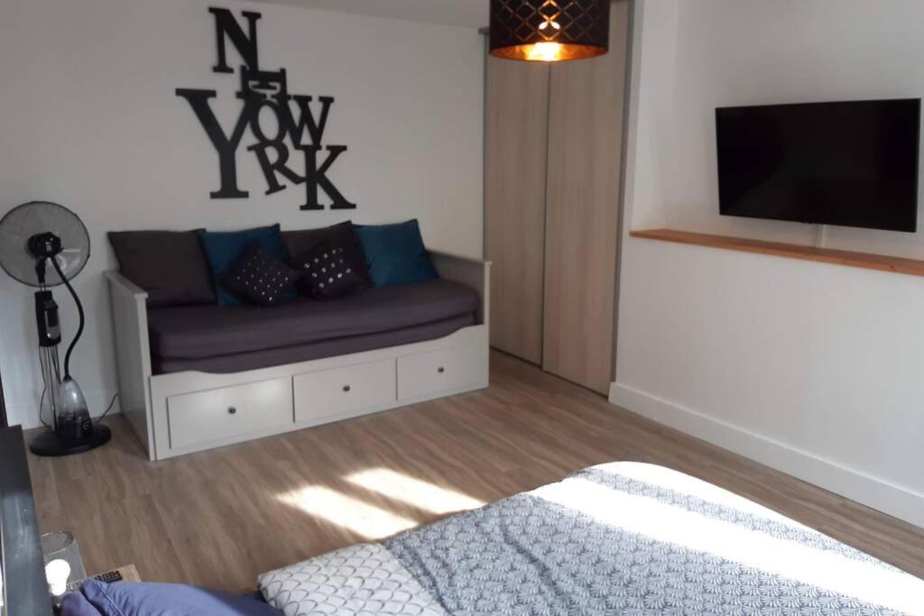 Superbe appartement Le New-York View en centre ville - Parking gratuit La Roche-Chalais Buitenkant foto